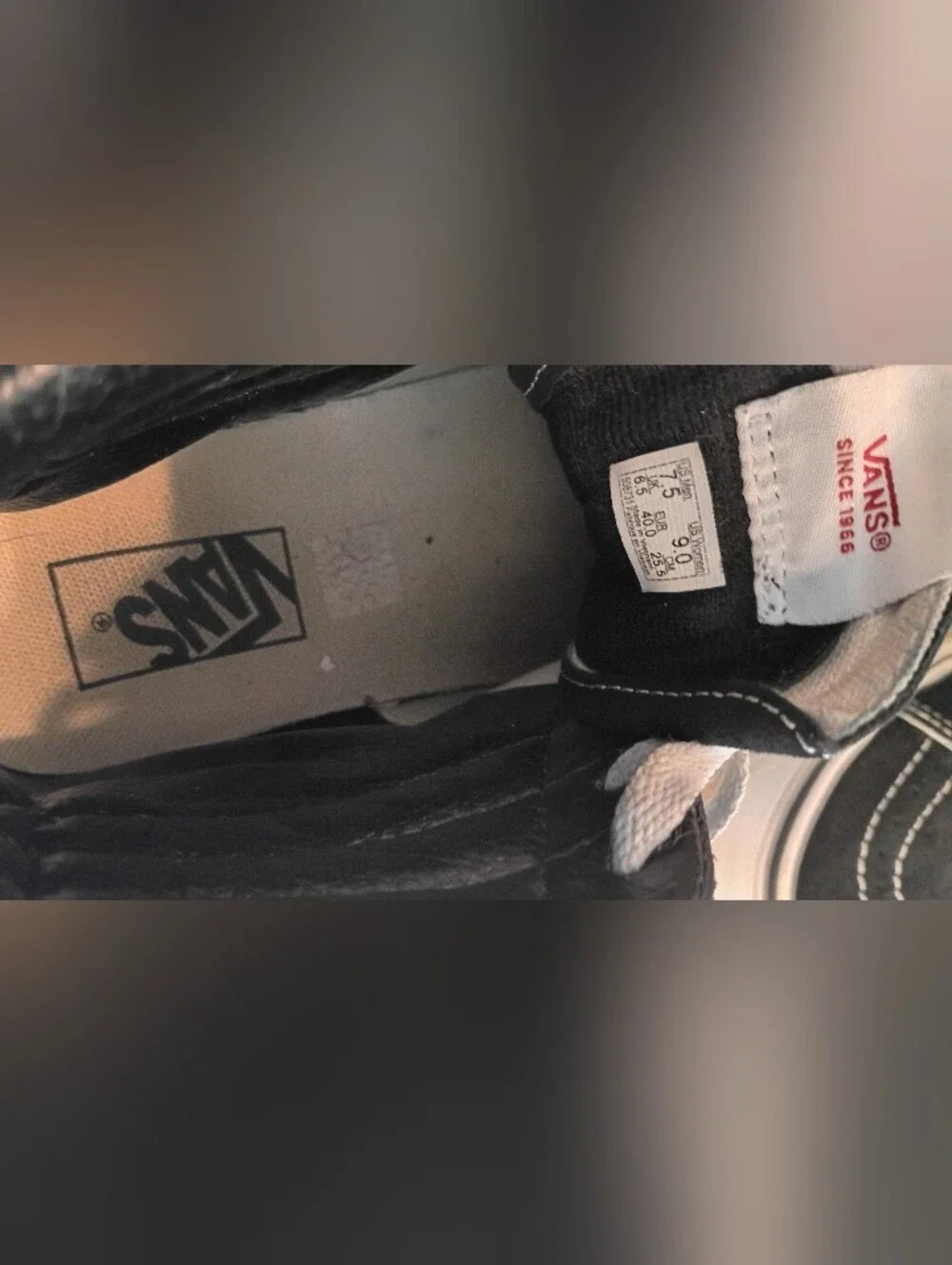 Vans Sk8-Hi Classic Black White High Top Skate Sneakers Women’s Size 9